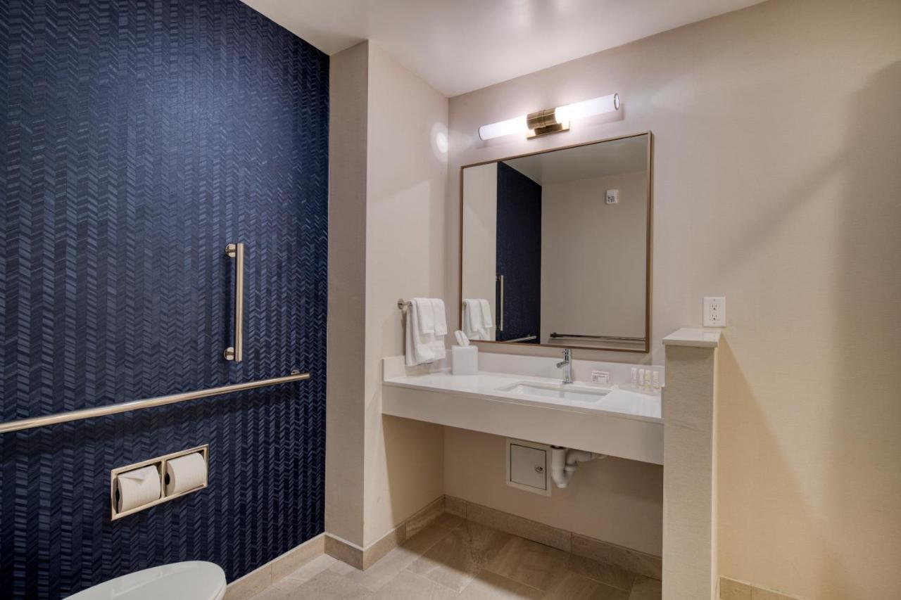 Fairfield Inn & Suites By Marriott Charlotte Belmont Buitenkant foto