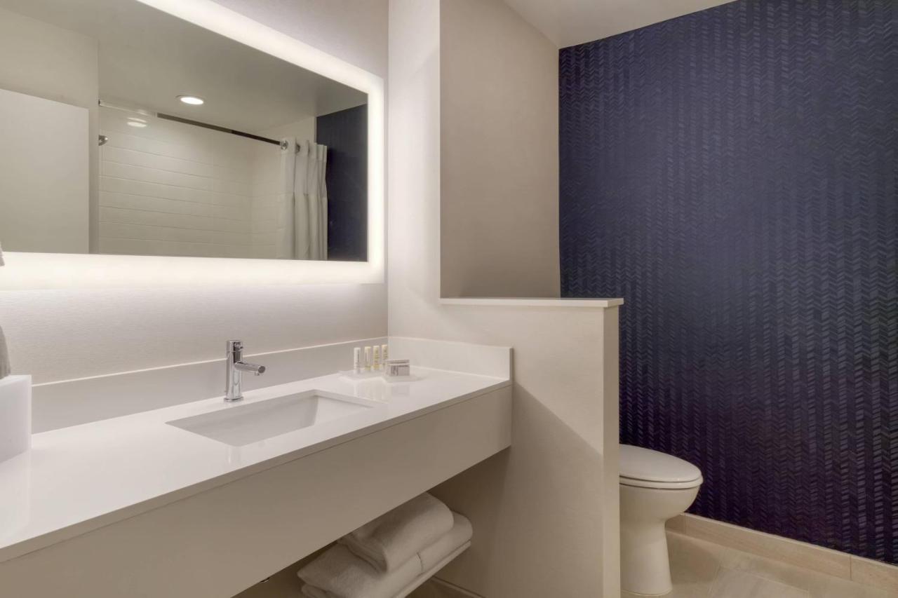 Fairfield Inn & Suites By Marriott Charlotte Belmont Buitenkant foto