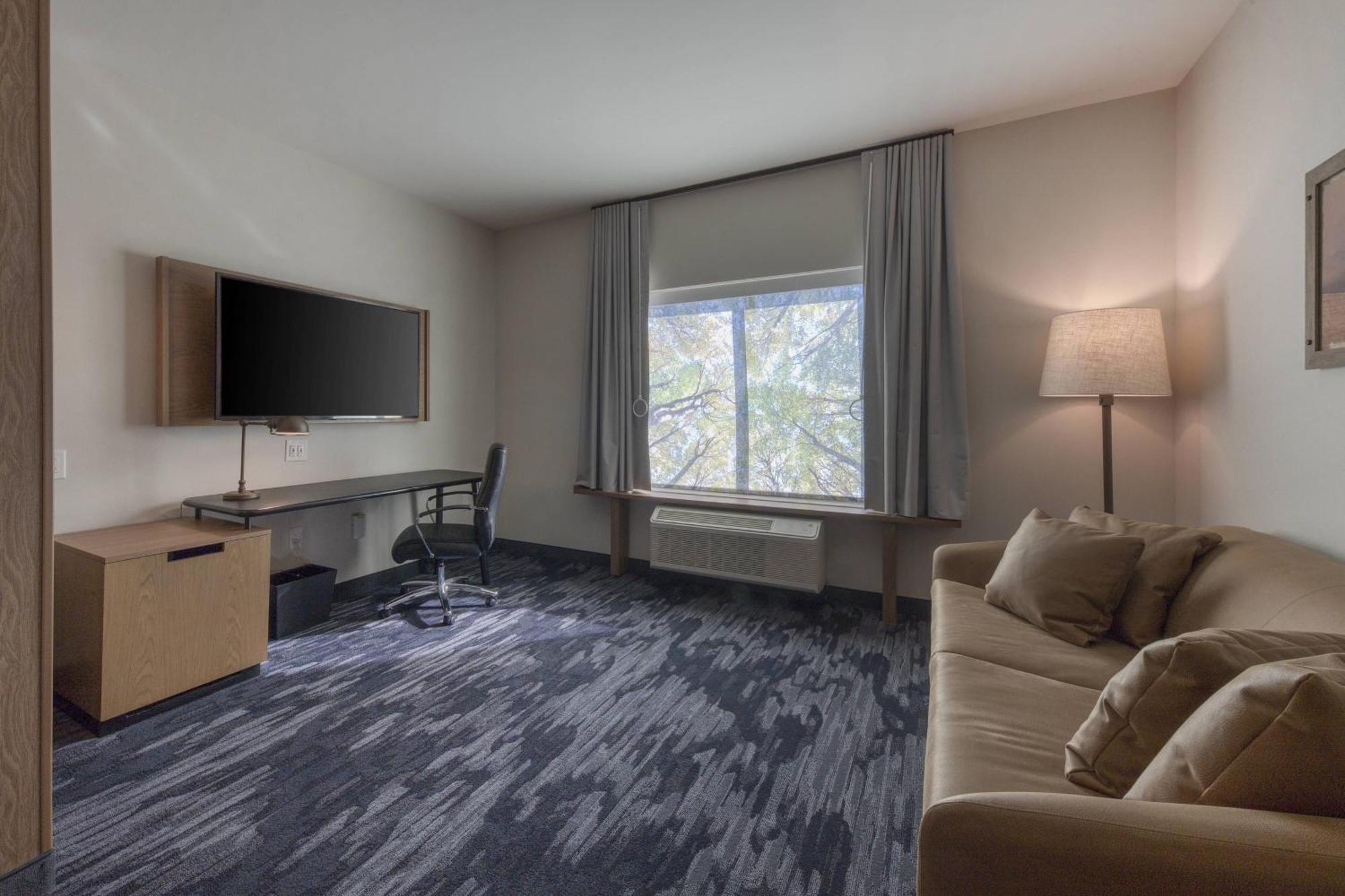 Fairfield Inn & Suites By Marriott Charlotte Belmont Buitenkant foto
